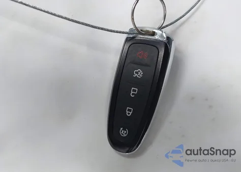 2013 Ford Taurus Sho z USA, uszkodzony, nr VIN 1FAHP2KT0DG104394